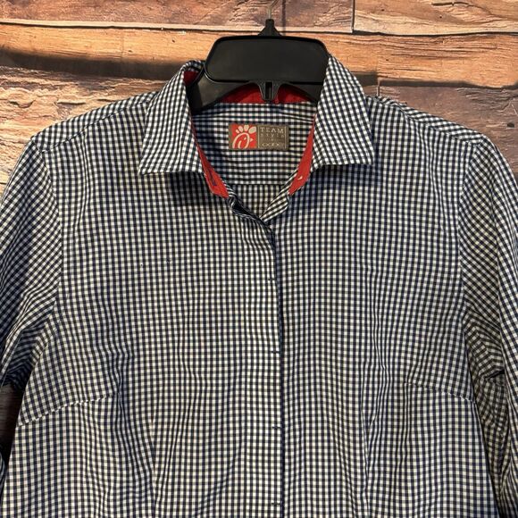 Chick-fil-A Oobe Team Style Uniform Shirt Womens M Blue Gingham Checkered Work - Picture 2 of 6